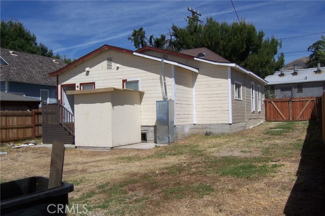 Detail Gallery Image 7 of 8 For 27439 Main, Highland,  CA 92346 - 3 Beds | 1 Baths