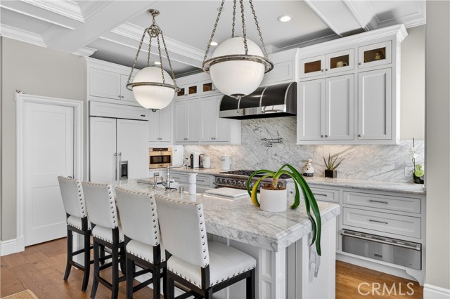 Detail Gallery Image 23 of 74 For 405 Blumont St, Laguna Beach,  CA 92651 - 5 Beds | 6/1 Baths