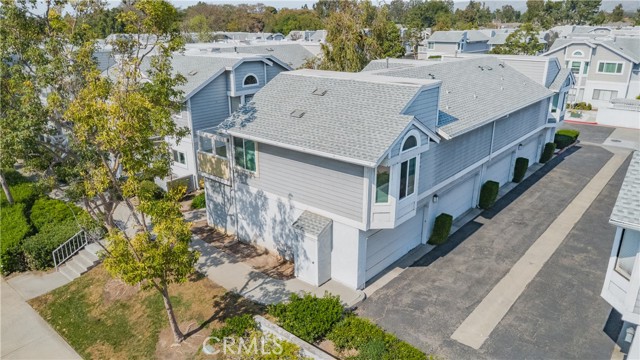 Front Image Thumbnail for CROC26048936