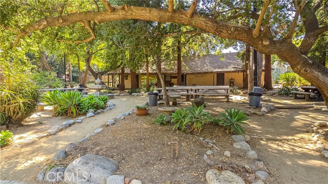 2883 Hermosita Drive, Glendale CA: https://media.crmls.org/medias/a922a90a-3347-4889-b789-84663b6306ca.jpg