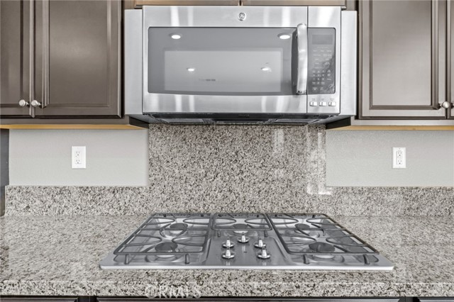 37629 Fiesta Flower Street, Murrieta CA: https://media.crmls.org/medias/a9231a84-58ab-43aa-b715-a1de021b8326.jpg