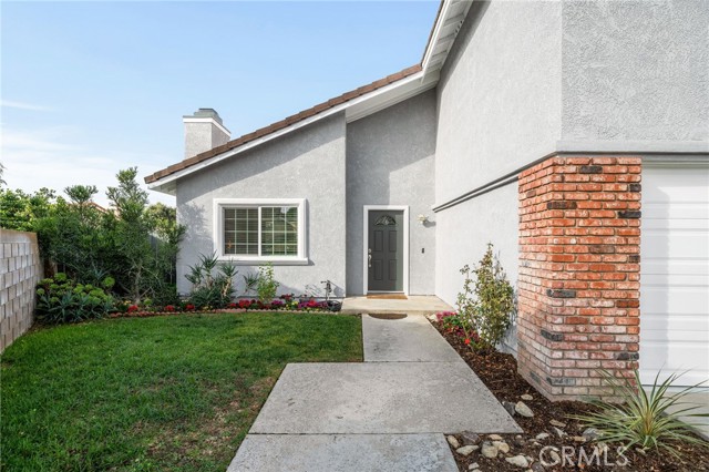 Detail Gallery Image 4 of 49 For 1402 Daylily St, Upland,  CA 91784 - 3 Beds | 2/1 Baths