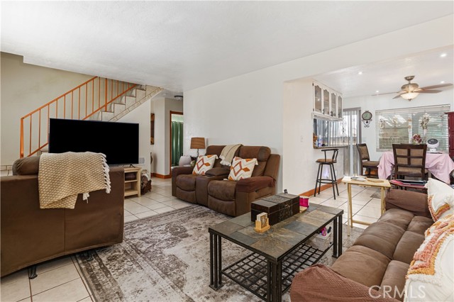 Detail Gallery Image 15 of 39 For 981 W Oliver St, San Pedro,  CA 90731 - 6 Beds | 3 Baths