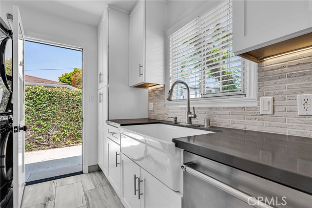 Detail Gallery Image 44 of 51 For 2213 Bataan Rd a,  Redondo Beach,  CA 90278 - 3 Beds | 2 Baths