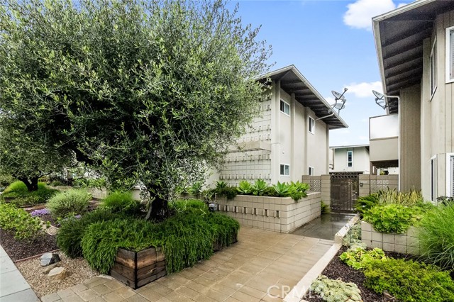 Detail Gallery Image 28 of 29 For 1720 Westcliff Dr #10,  Newport Beach,  CA 92660 - 1 Beds | 1 Baths
