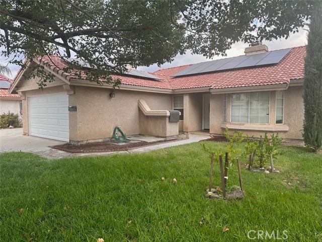 Detail Gallery Image 1 of 32 For 1066 Gloria Dr, Hemet,  CA 92545 - 4 Beds | 2 Baths