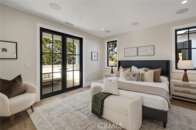 Detail Gallery Image 72 of 75 For 1820 9th St, Manhattan Beach,  CA 90266 - 6 Beds | 6/1 Baths