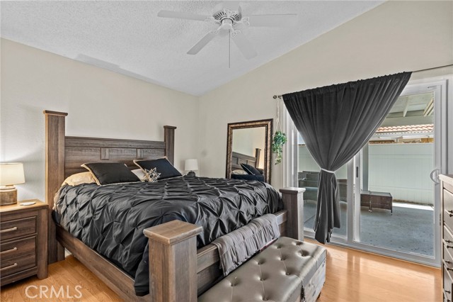 39427 Canyon Rim Circle, Temecula CA: https://media.crmls.org/medias/a925b0db-47bb-4374-933b-69ba4d7004de.jpg