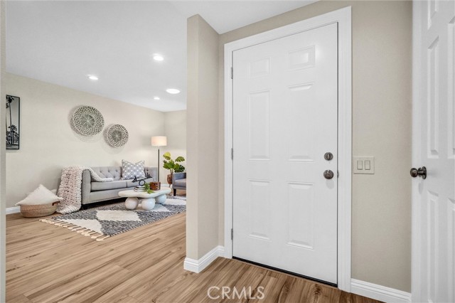 Detail Gallery Image 5 of 34 For 2609 Cypress Point Dr, Fullerton,  CA 92833 - 3 Beds | 2/1 Baths