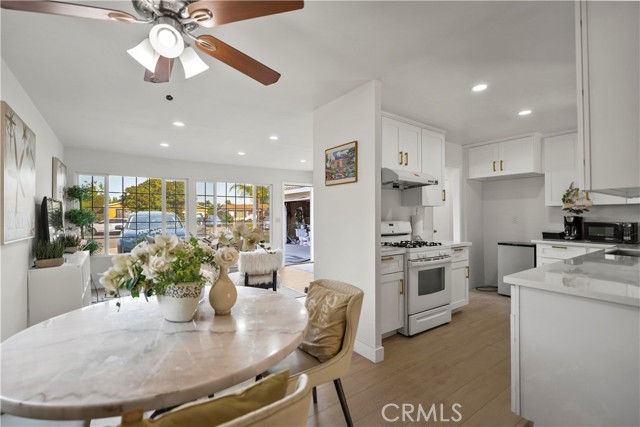 369 Lang Avenue, La Puente CA: https://media.crmls.org/medias/a925e1eb-23dd-4399-a0ed-1856cccfc474.jpg