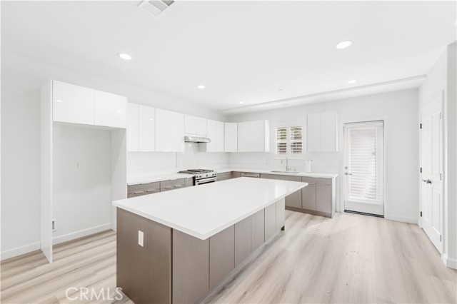 1359 Point Loma Place, Walnut CA: https://media.crmls.org/medias/a9269b7c-0f75-4c8f-bfb1-ae2f67af8f3d.jpg