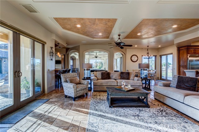 Detail Gallery Image 36 of 75 For 12260 Desert Rose Way, Oak Hills,  CA 92344 - 4 Beds | 4/1 Baths