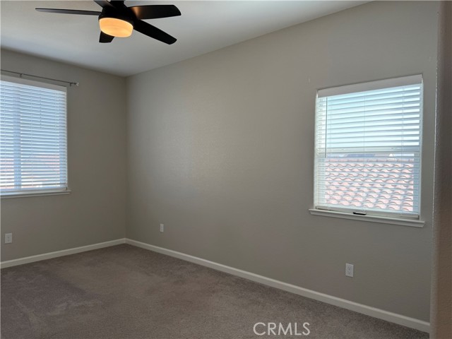 Detail Gallery Image 7 of 13 For 826 Courtney Ct, Merced,  CA 95348 - 4 Beds | 3 Baths