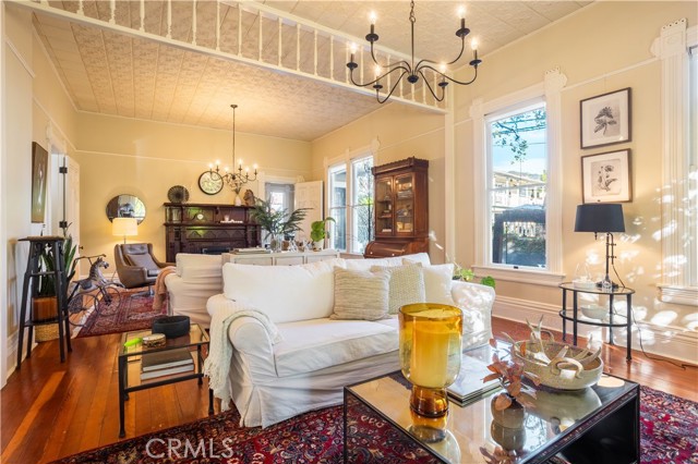 Detail Gallery Image 11 of 73 For 250 N Primrose Ave, Monrovia,  CA 91016 - 5 Beds | 3 Baths