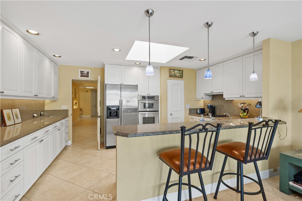 MLS #OC25252368 image #11