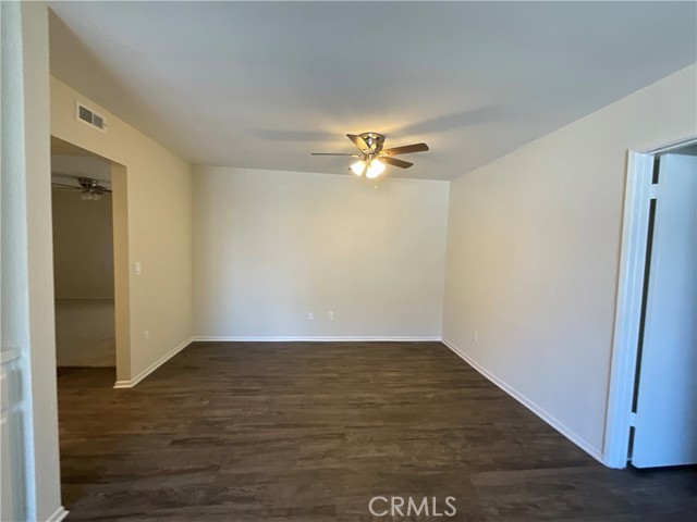 Detail Gallery Image 10 of 17 For 16841 Lynn Ln #B,  Huntington Beach,  CA 92649 - 2 Beds | 2 Baths
