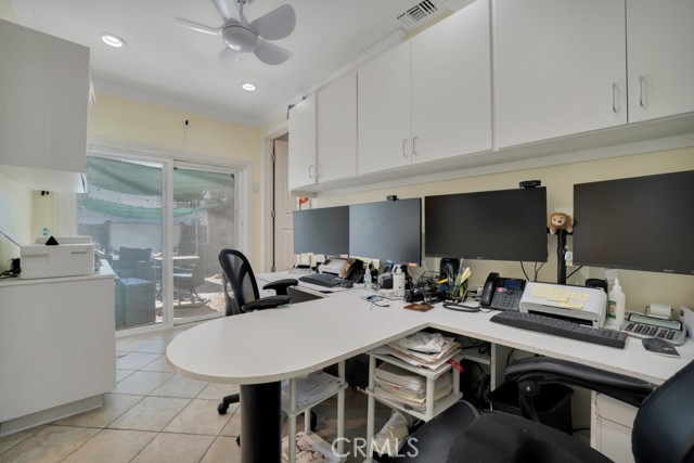 Detail Gallery Image 20 of 49 For 16646 Tribune St, Granada Hills,  CA 91344 - 4 Beds | 3 Baths