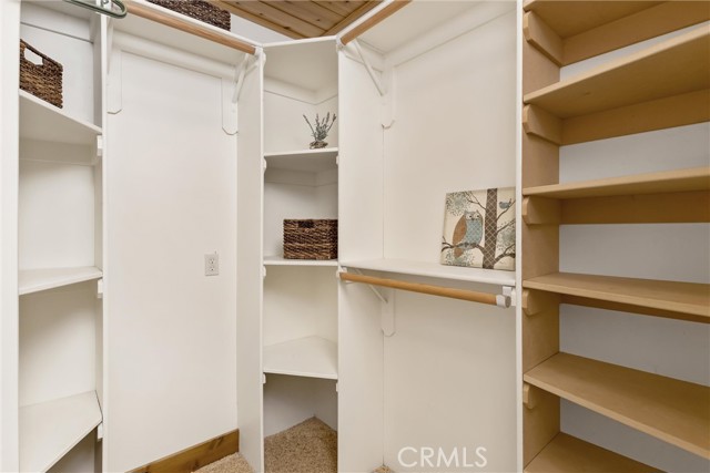 Image 26 of 39 For 1036 Venus Way