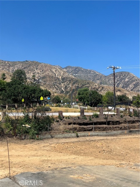 3485 Marengo Avenue, Altadena CA: https://media.crmls.org/medias/a929593b-d33c-43d9-b920-496b70c30f2d.jpg