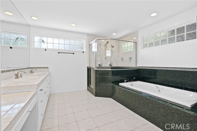 Detail Gallery Image 35 of 48 For 2501 Blue Water, Corona Del Mar,  CA 92625 - 4 Beds | 2/1 Baths