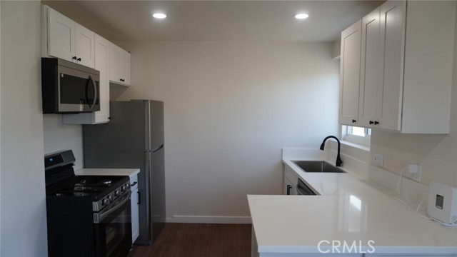 1327 W 89th St, Los Angeles CA: https://media.crmls.org/medias/a92a2d4c-e8e5-4e7b-b0e3-57724dcaf0d6.jpg