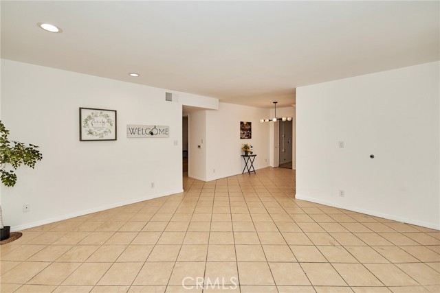 Detail Gallery Image 9 of 24 For 856 N Van Ness Ave #3,  Los Angeles,  CA 90038 - 2 Beds | 2 Baths