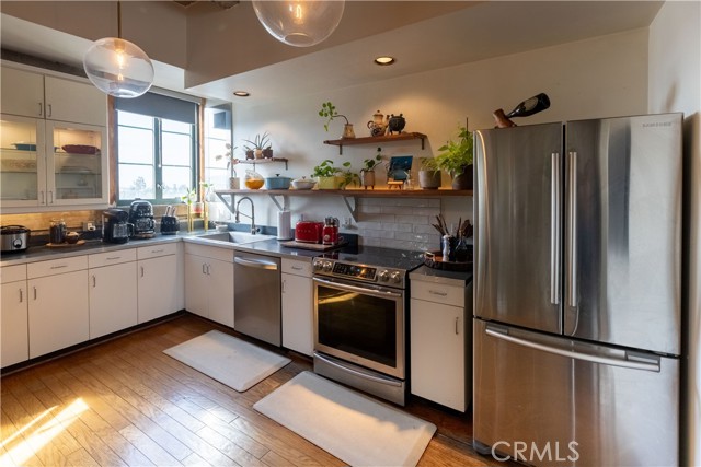 Detail Gallery Image 21 of 69 For 100 W 5th 6c,  Long Beach,  CA 90802 - 1 Beds | 1 Baths