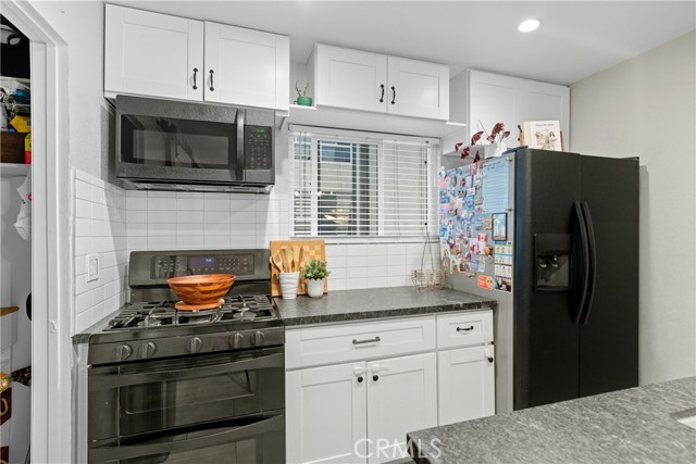 15225 Santa Gertrudes Avenue, La Mirada CA: https://media.crmls.org/medias/a92b3131-b1e6-4b79-9547-56ec737136b1.jpg