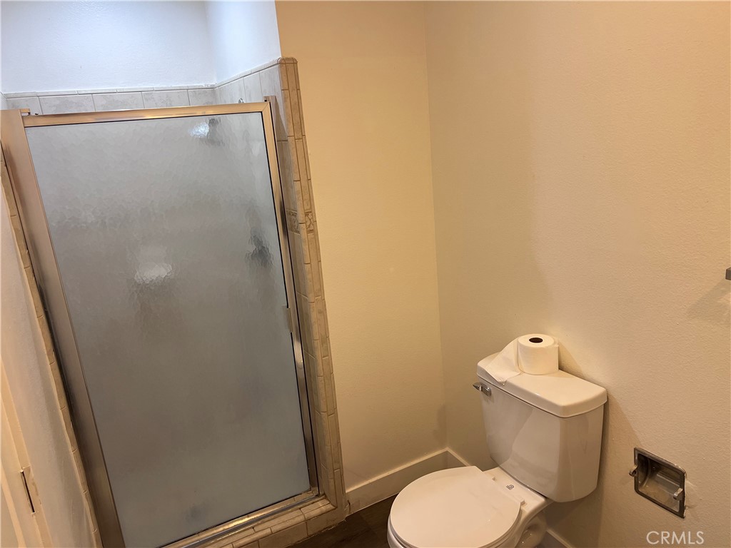 https://media.crmls.org/medias/a92b8f6b-93b3-4266-b711-508bd54965e0.jpg?preset=X-Large