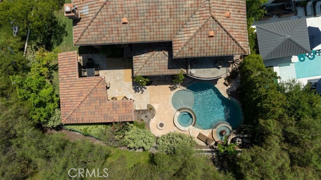 6 Marble Creek Lane, Coto de Caza CA: https://media.crmls.org/medias/a92be7be-28cd-4c3e-aa56-871d47967519.jpg
