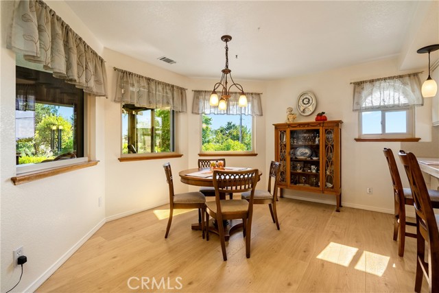 Detail Gallery Image 14 of 59 For 720 N Trigo Ln, Paso Robles,  CA 93446 - 3 Beds | 2/1 Baths