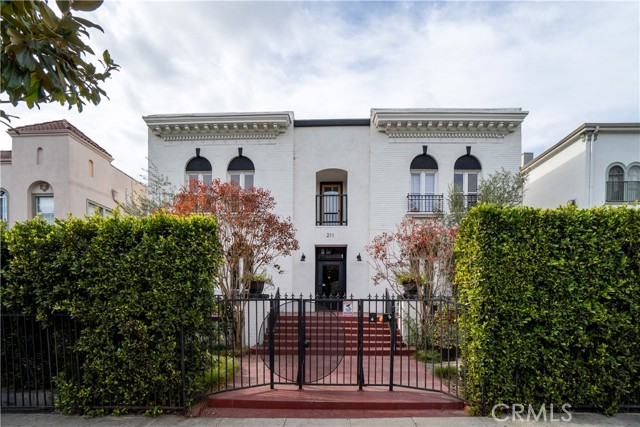 Detail Gallery Image 38 of 49 For 211 S Berendo #6 St, Los Angeles,  CA 90004 - 1 Beds | 1 Baths