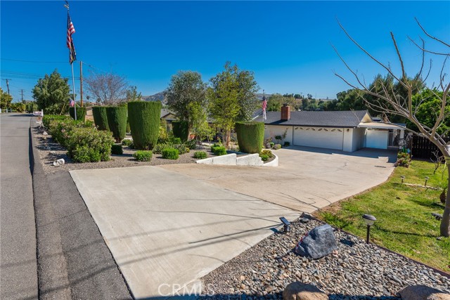 Detail Gallery Image 6 of 53 For 19830 Grant, Corona,  CA 92881 - 4 Beds | 3 Baths