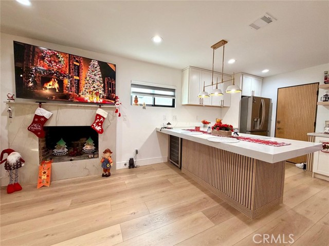 Detail Gallery Image 16 of 30 For 3007 3009 S Hobart, Los Angeles,  CA 90018 - 5 Beds | 4 Baths