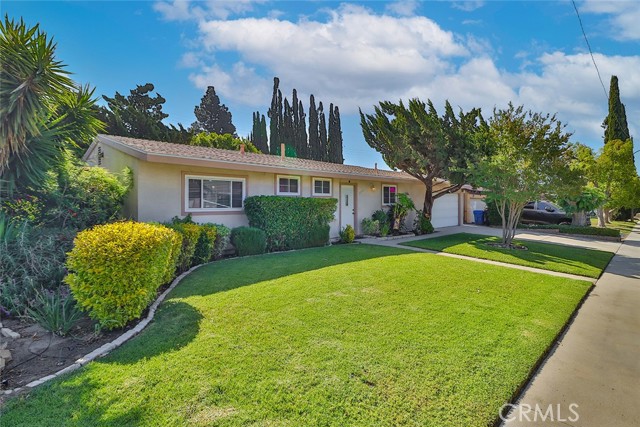 Detail Gallery Image 2 of 34 For 2212 Cordero Ave, Simi Valley,  CA 93065 - 3 Beds | 1/1 Baths