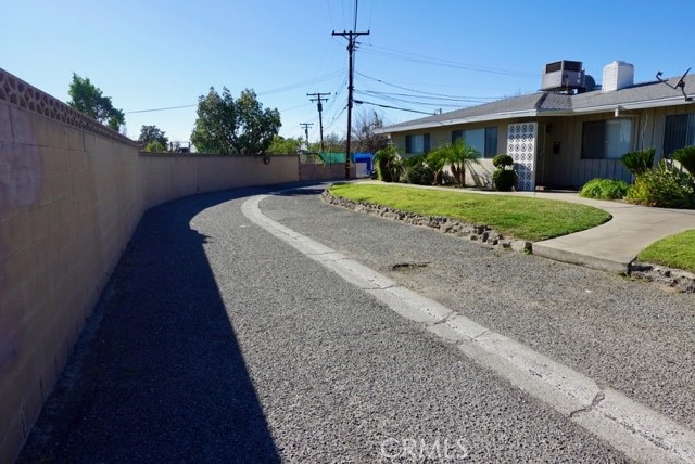 183 E Ralston Avenue, San Bernardino CA: https://media.crmls.org/medias/a92ce4b8-a68b-4e91-8e3f-6f7b82107c49.jpg