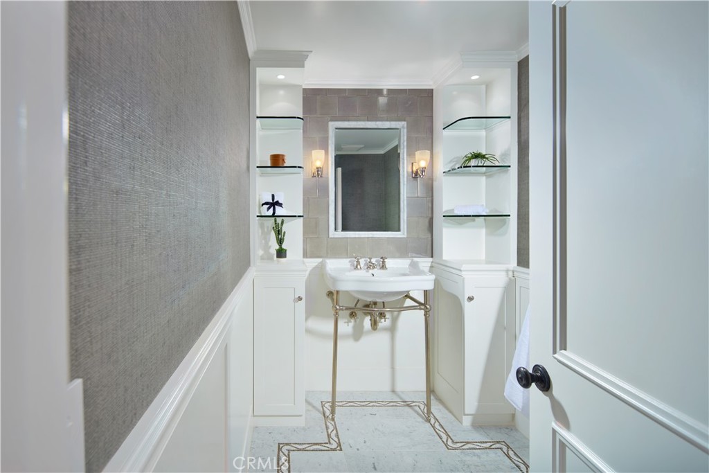 MLS #NP25251403 image #25