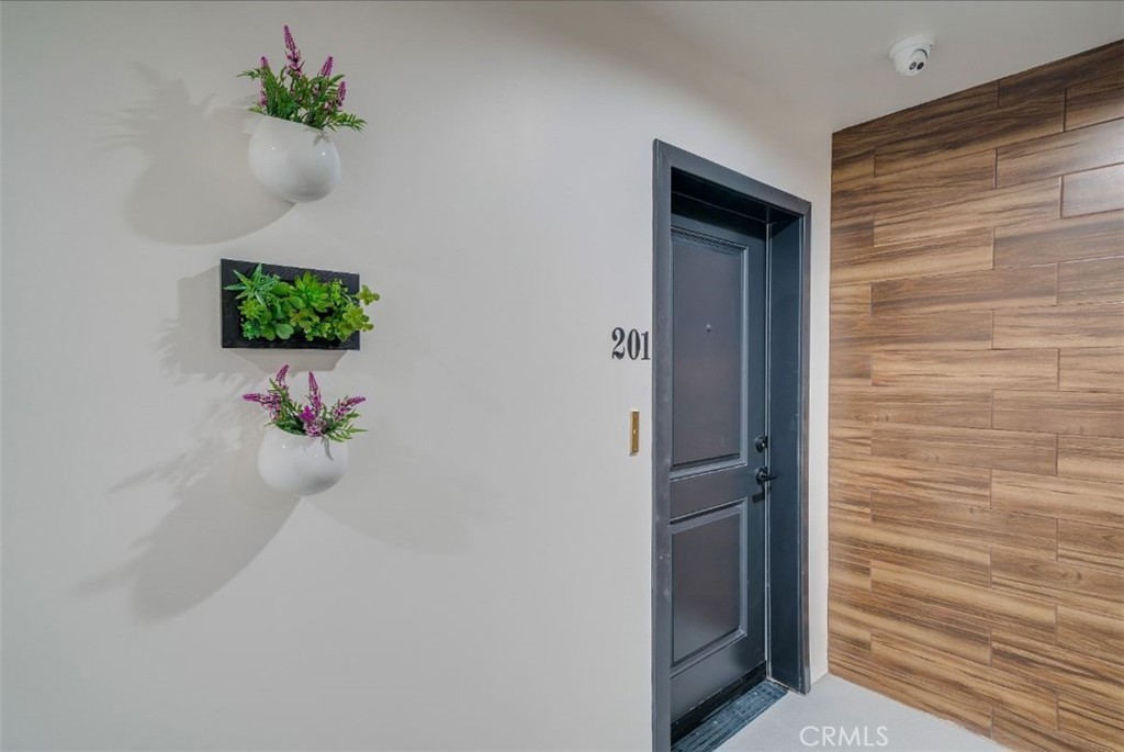 MLS #SR25258310 image #4