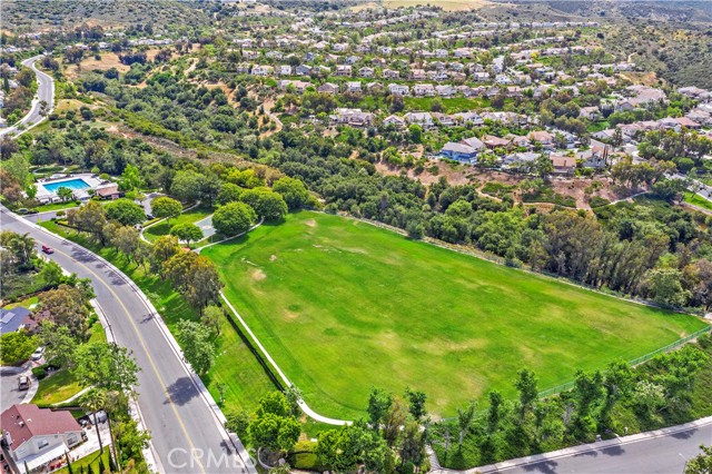 Detail Gallery Image 39 of 50 For 32163 Fall River Rd, Rancho Santa Margarita,  CA 92679 - 5 Beds | 3 Baths