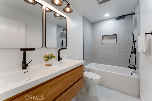 Detail Gallery Image 7 of 36 For 23521 Los Adornos, Aliso Viejo,  CA 92656 - 3 Beds | 2/1 Baths