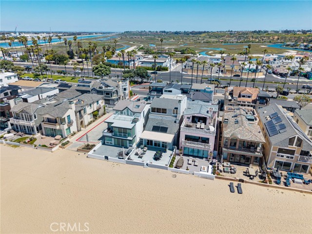 Detail Gallery Image 45 of 48 For 7008 W Oceanfront, Newport Beach,  CA 92663 - 5 Beds | 3/1 Baths