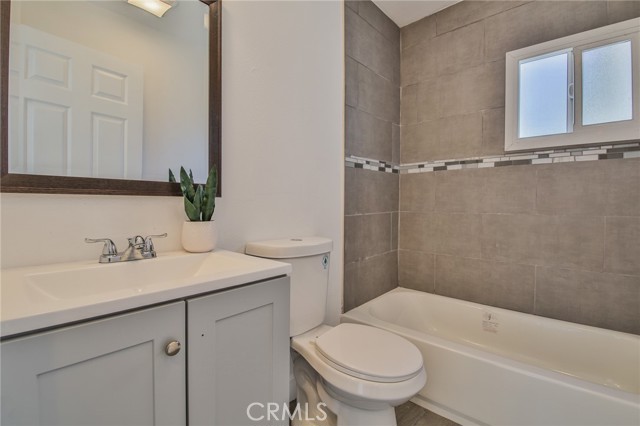 Detail Gallery Image 21 of 40 For 1548 W 66th St, Los Angeles,  CA 90047 - 2 Beds | 2 Baths