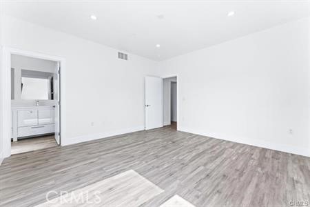 Detail Gallery Image 12 of 33 For 51 Kennebec Ave #3,  Long Beach,  CA 90803 - 3 Beds | 3/1 Baths