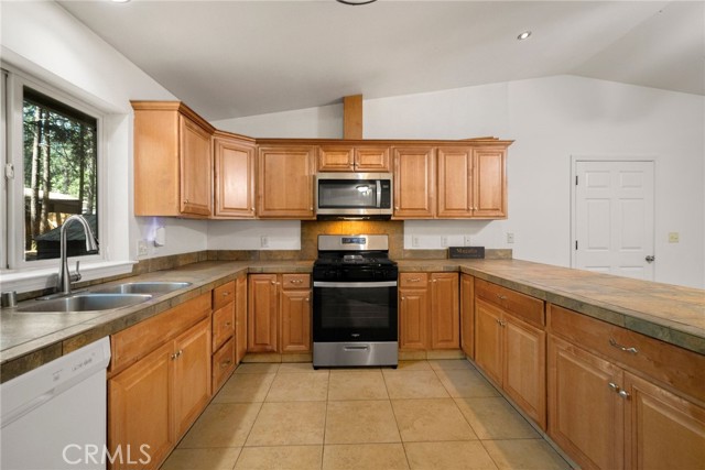 Detail Gallery Image 17 of 52 For 6580 Perry Rd, Magalia,  CA 95954 - 3 Beds | 2 Baths