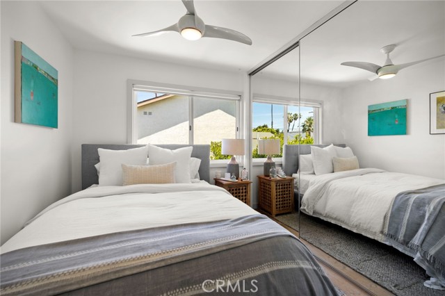 125 Broadway, Redondo Beach, California 90277, 3 Bedrooms Bedrooms, ,2 BathroomsBathrooms,Residential,For Sale,Broadway,SB26087245