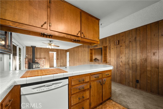 Detail Gallery Image 14 of 49 For 1109 Mount Shasta Rd, Big Bear City,  CA 92314 - 4 Beds | 2/1 Baths