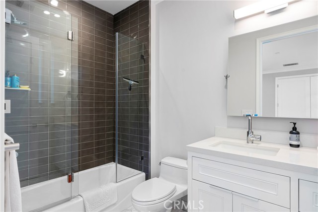 Detail Gallery Image 38 of 45 For 4151 Greenbush Ave, Sherman Oaks,  CA 91423 - 5 Beds | 6 Baths