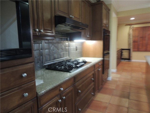 Detail Gallery Image 14 of 20 For 7621 Stonegate, Corona,  CA 92880 - 6 Beds | 4/1 Baths