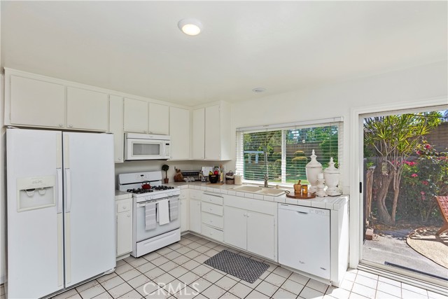 Detail Gallery Image 17 of 49 For 207 Allegheny Cir, Placentia,  CA 92870 - 3 Beds | 2 Baths