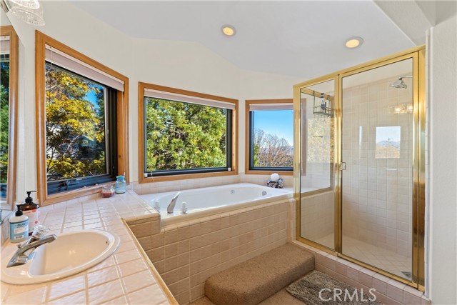 Detail Gallery Image 22 of 43 For 103 Cypress Dr, Lake Arrowhead,  CA 92352 - 4 Beds | 3 Baths